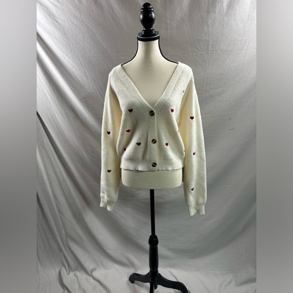 Beige Frenchy Heart Embroidery Button Front Cardigan - Picture 9 of 11